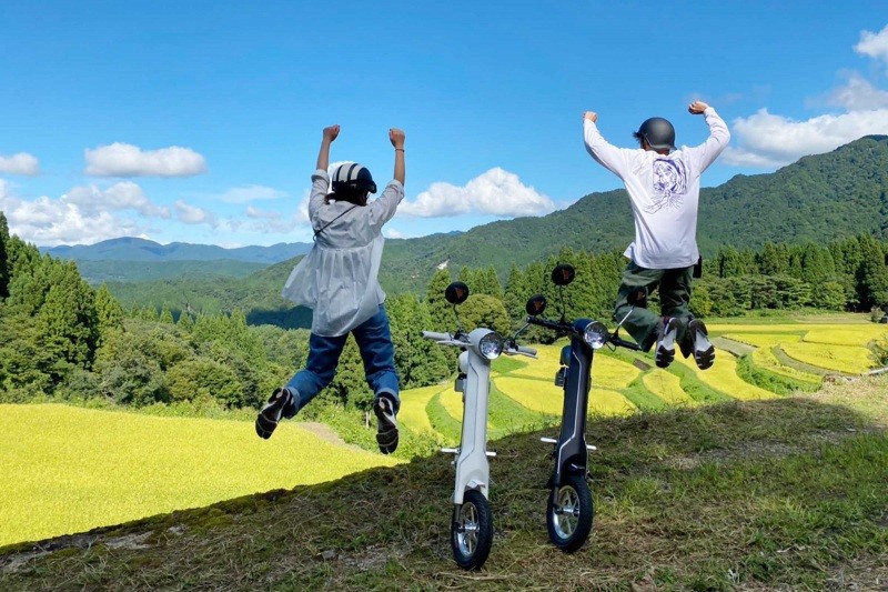 電動バイクで散策も♪