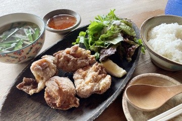 【ランチ】地元産天然お魚とアジアごはん アイワナドゥ岩戸