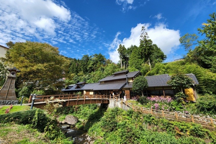 【温泉】スキー場周辺の温泉で疲れを癒す