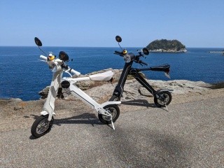 今話題のおしゃれな電動バイクで自然を満喫！