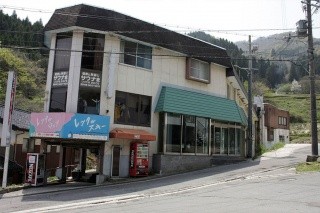 【旅館街サイド】わさびや