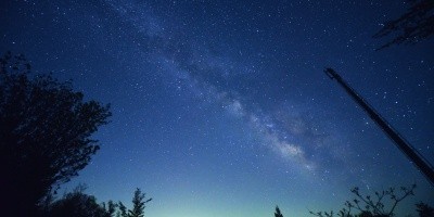 グリーンパークハチ北から臨む満点の星空